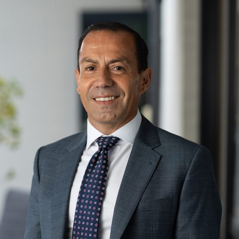 Carlos Oyarce